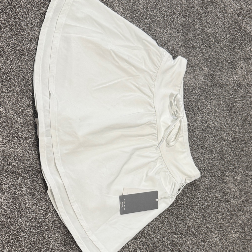NWT Z SUPPLY  Elegant White Women's Skort